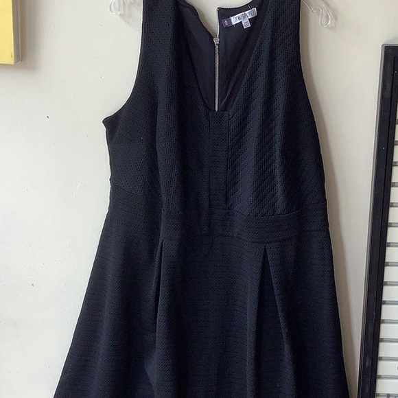 Jennifer Lopez Dresses & Skirts - Jennifer Lopez dress size 22